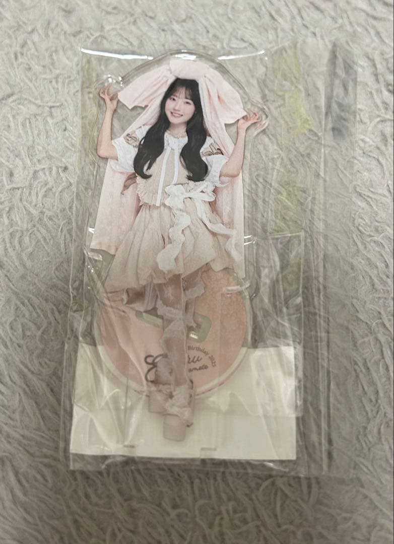 川本笑瑠(CUTIE STREET) アクリルスタンド - メルカリ