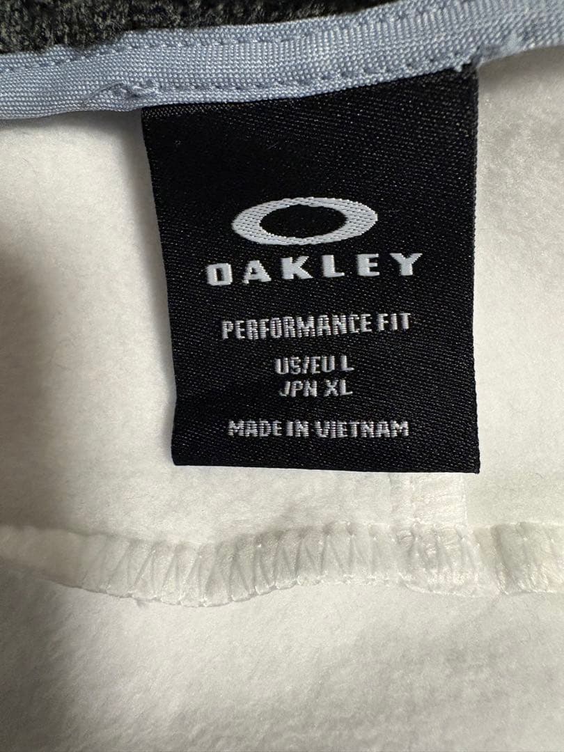 OAKLEY パフォーマンスフィット ジャケット JPN XL - メルカリ