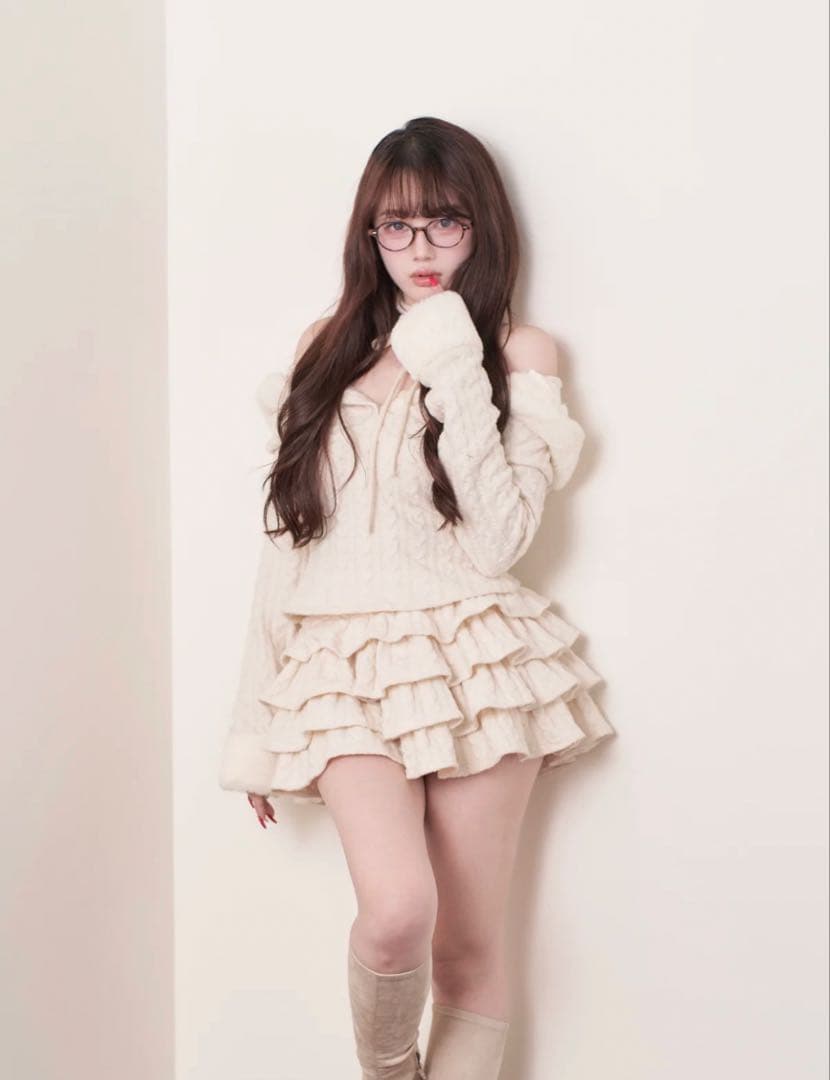 Bunnylis フーディーニットトップス×ティアードスカート