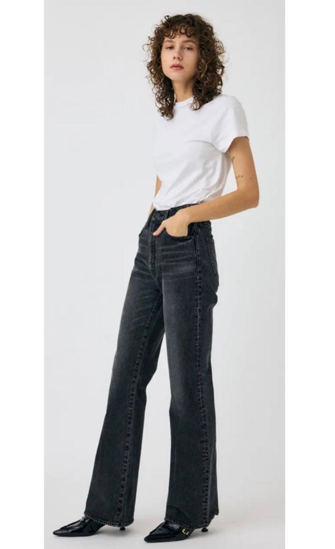 [ぱこ]MVS BLACK FLARE moussy