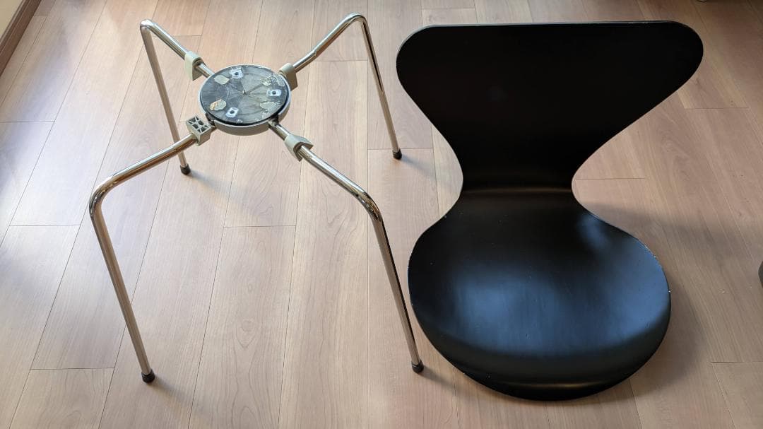 か*に様 【ジャンク品】FRITZ HANSEN セブンチェア ブラック