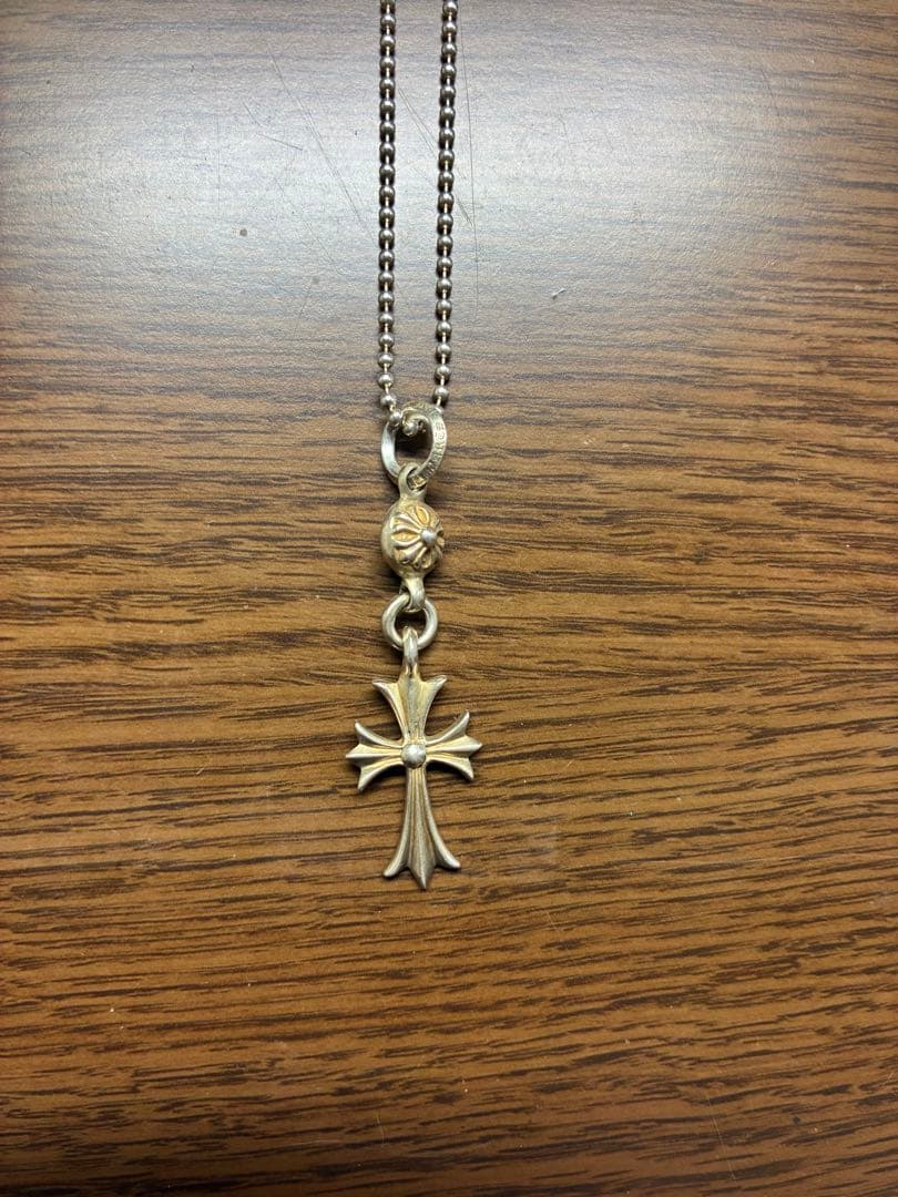 クロムハーツ ワンボールタイニーCHクロスチャーム クロムハーツ1ボールタイニーCHクロスチャーム|クロムハーツ通販専門店