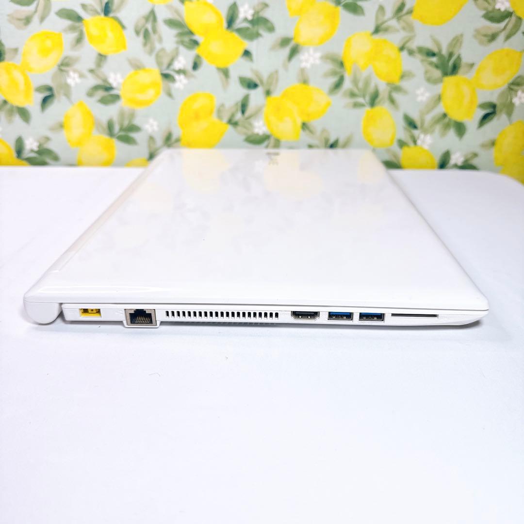 薄型ホワイトが可愛い❤️大人気カラー❤️Windows11❤️設定済み