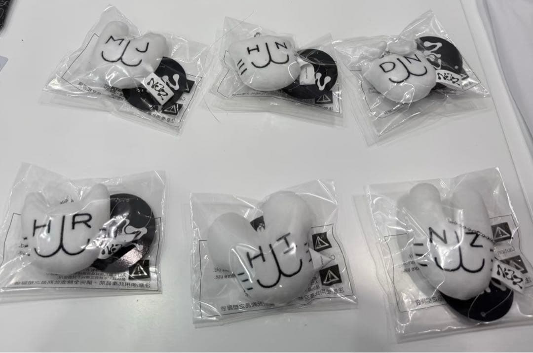 入手困難 NJZ Complexcon限定 新品　キーホルダー パフ ミンジ NJZ NEWJEANS COMPLEXCON HONGKONG 2025 GOODS PLUSH KEYRING KEYCHAIN