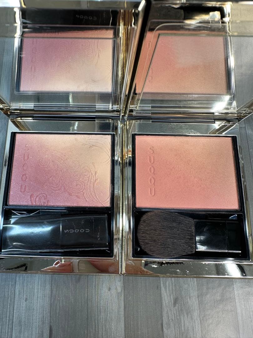 SUQQUスック　カラーブラッシュ　2個セット！！