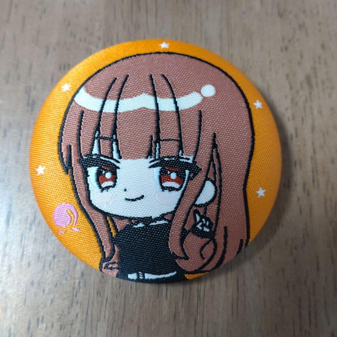 カラフルピーチ えとさん刺繍缶バッジ - メルカリ