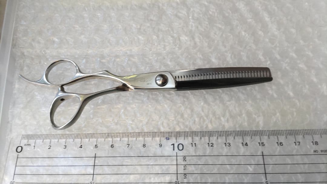 左利き (ＨＳP)国産　珍しい逆刃セニング すき鋏 美容師・理容師 6インチ