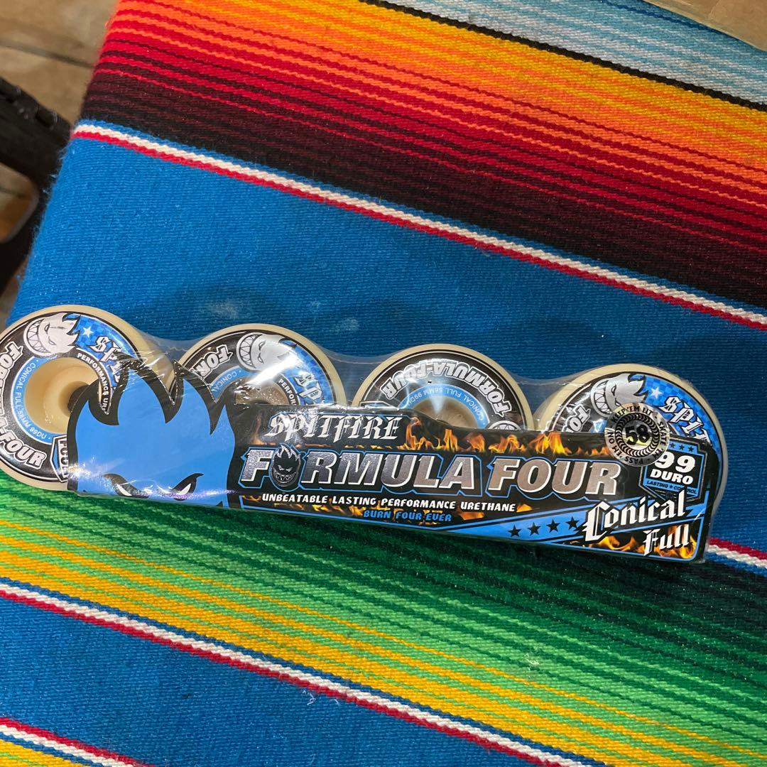 スケートボード Spitfire Formula Four 99D Conical 58mm