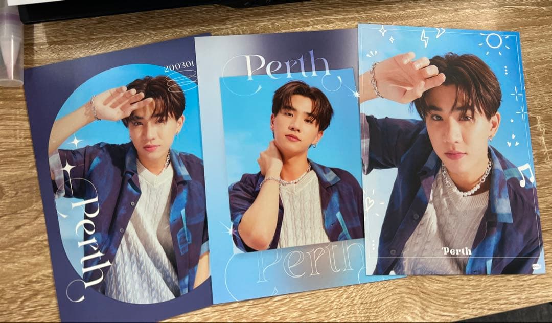 GMMTV 2024 カレンダー Perth ポストカード - メルカリ