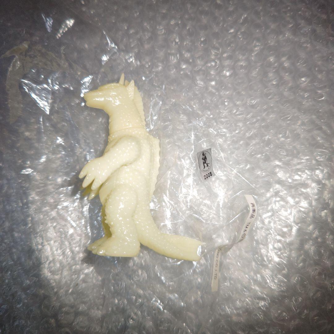 ゴジラ　M1号　チタノザウルス　蓄光　ソフビ