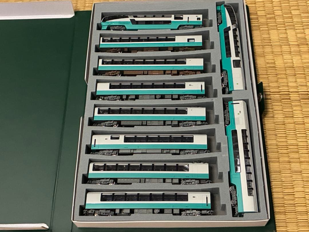 KATO 251系新塗装　10両セット訳あり品 特別企画品】 251系 「スーパービュー踊り子」 登場時塗装 (10両セット