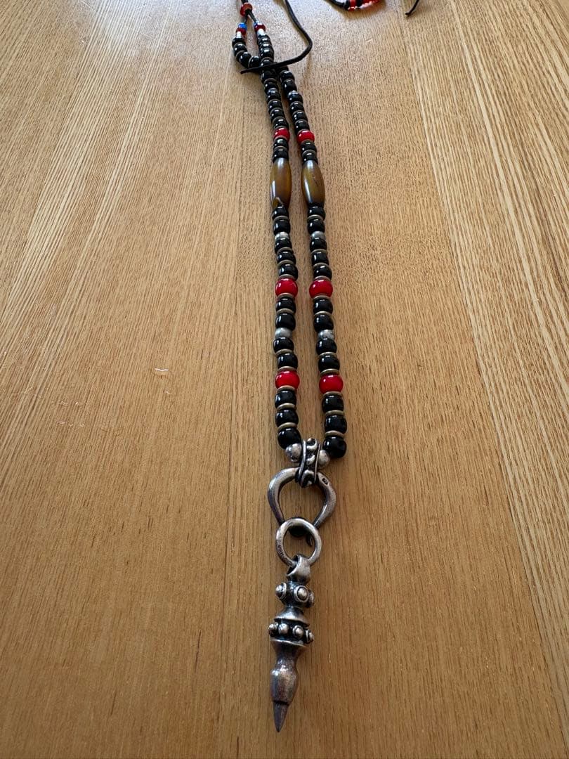 ALZUNI／アルズニSV925ホワイトハーツ・ガラスビーズネックレス