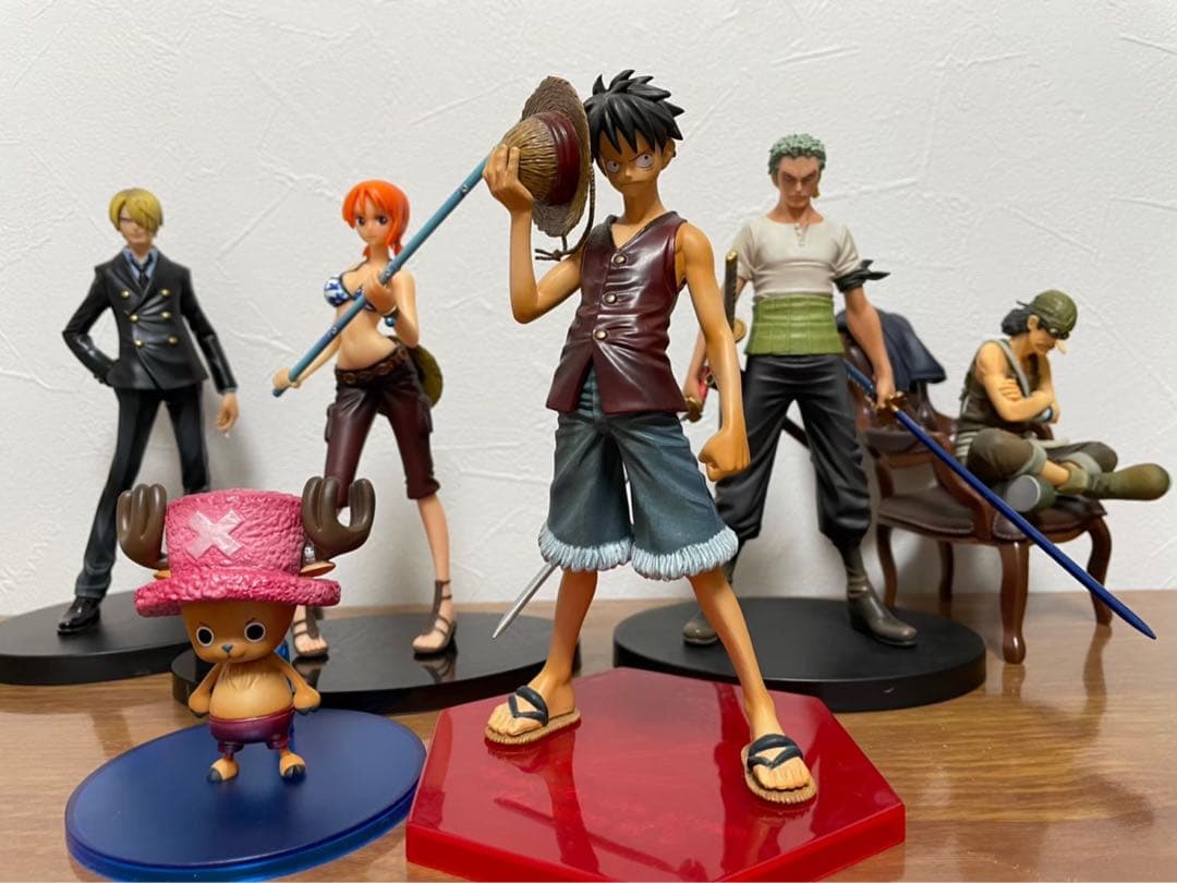 ワンピース】麦わらの一味フィギュアセット【初期メンツ】 - メルカリ