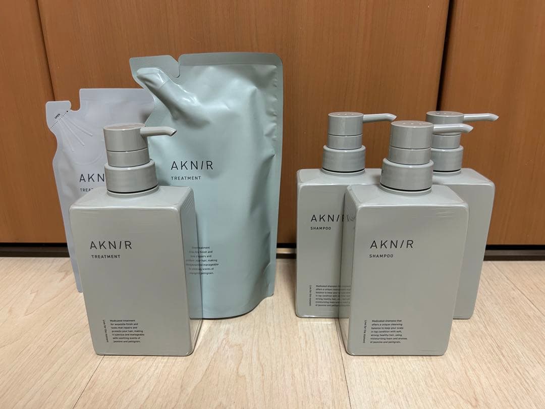 AKNIR シャンプー3本 トリートメント1本+リフィル2袋