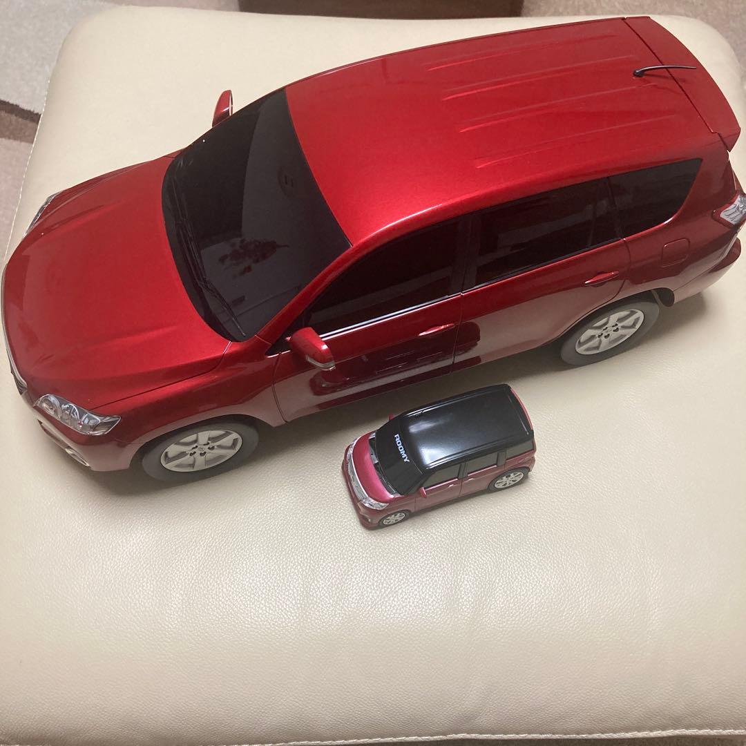 送料込み 匿名配送 トヨタ 非売品 特大 サイズ ミニカー ヴァンガード ?