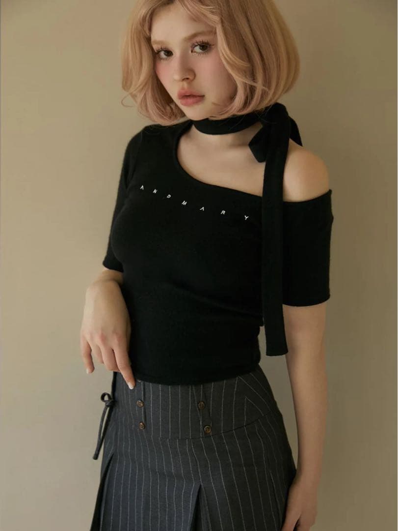 【美品】andmary Nana ribbon oneshoulder tops