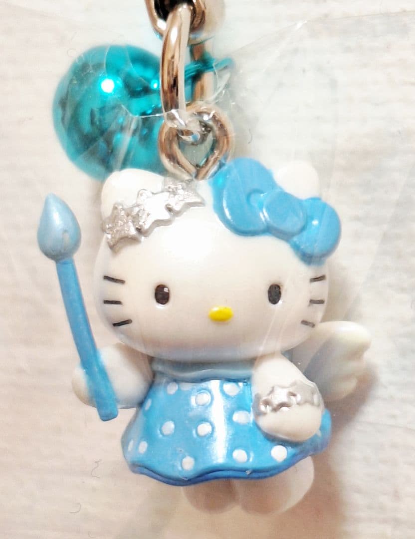 ご当地キティ ハローキティ 根付け 山梨 忍野八海 - メルカリ