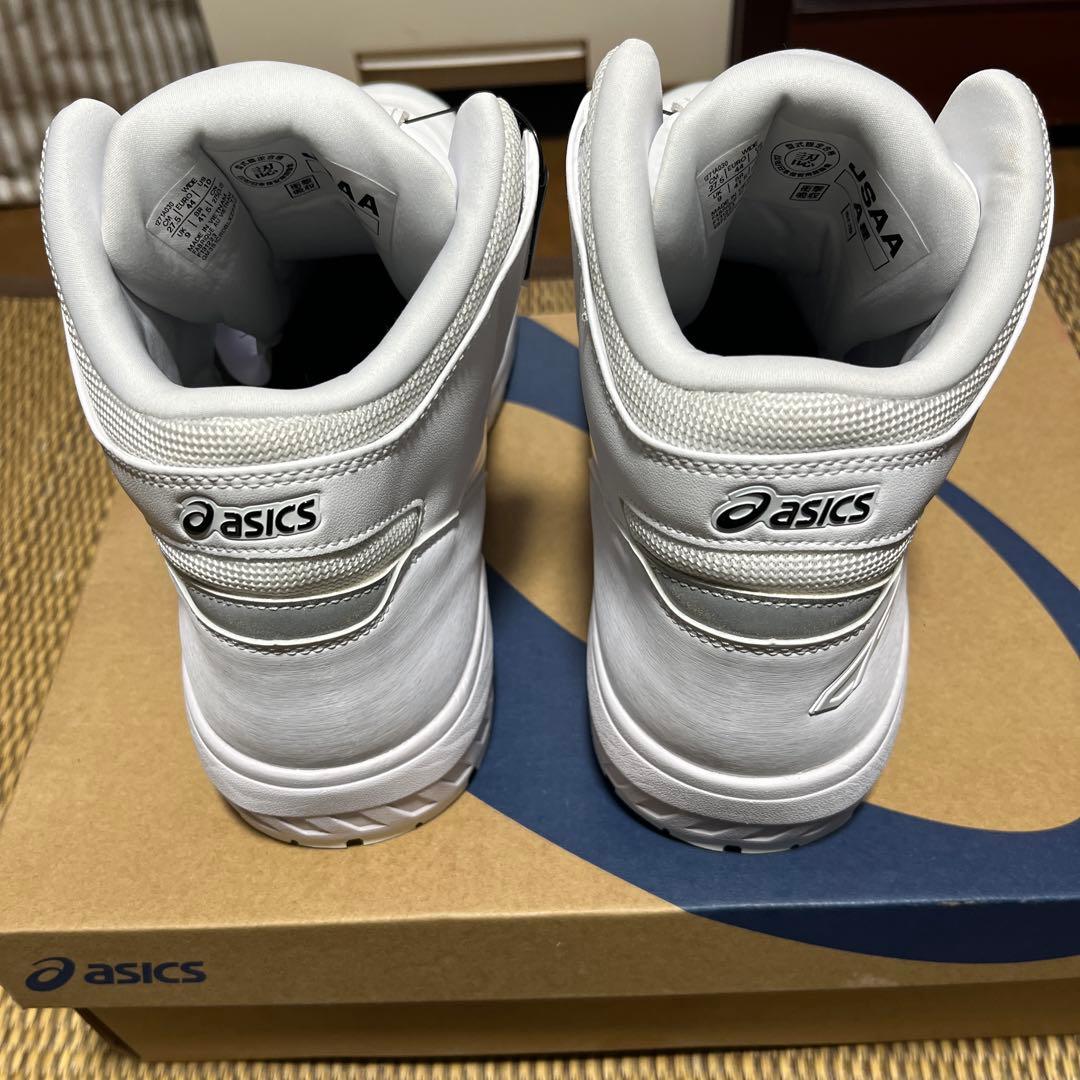 CP304asics BOA ホワイトスニーカー限定色27.5センチ