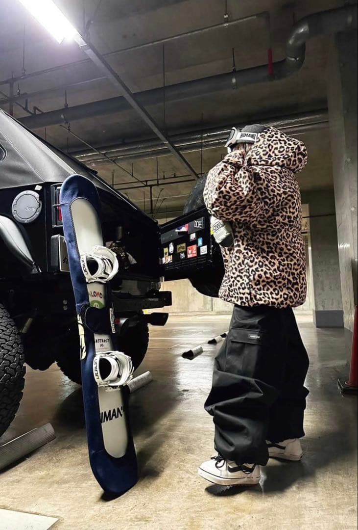 新品未使用」HIMANI レオパード スノーボードウェア Mサイズ - メルカリ