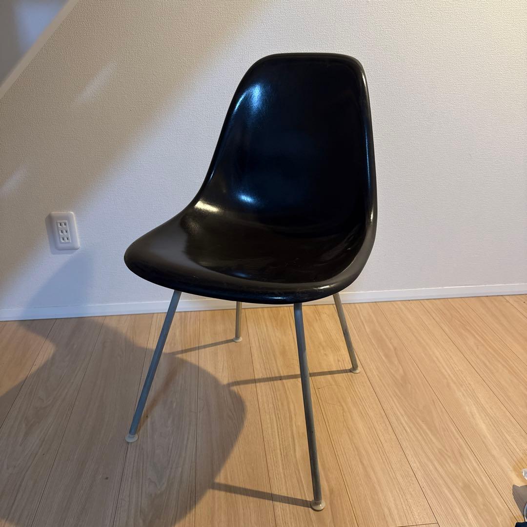 美品　イームズチェア