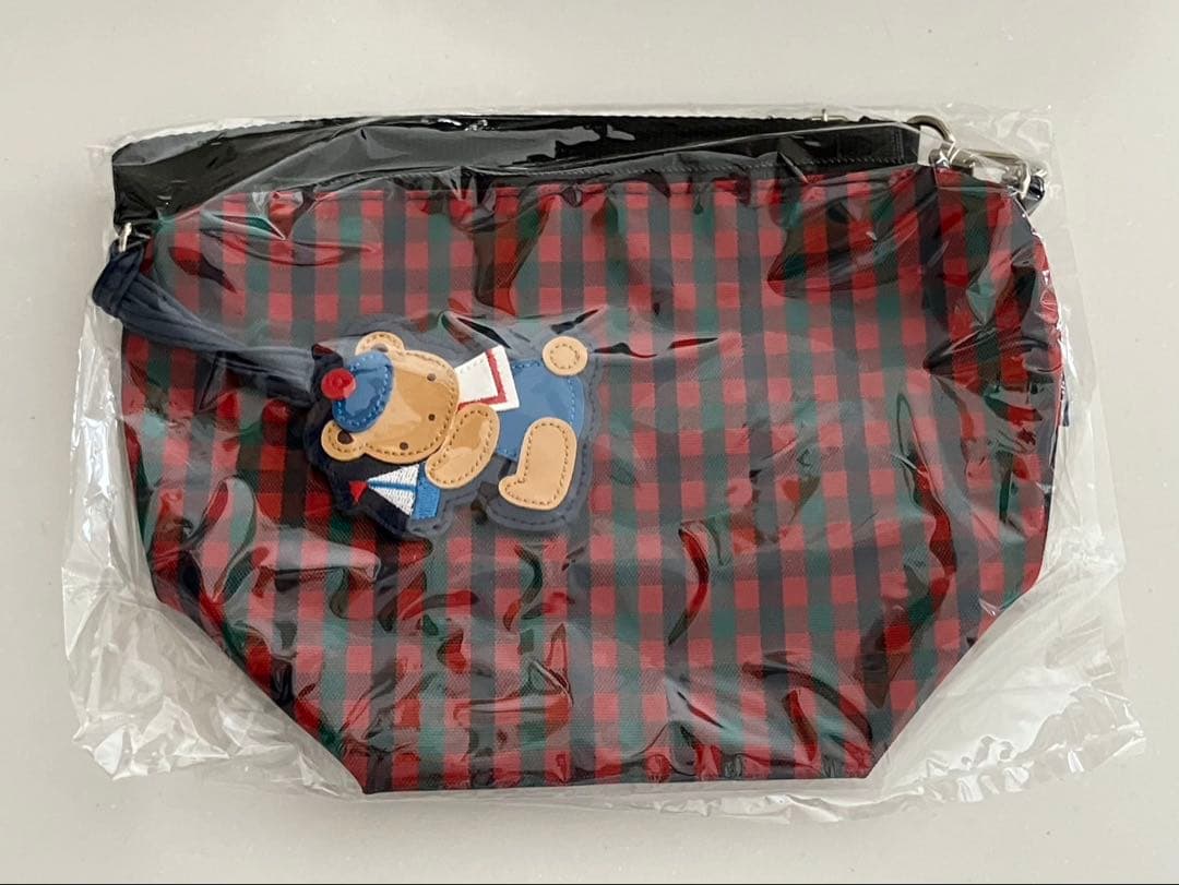 familiar チェック　ショルダー　舟型ポシェット