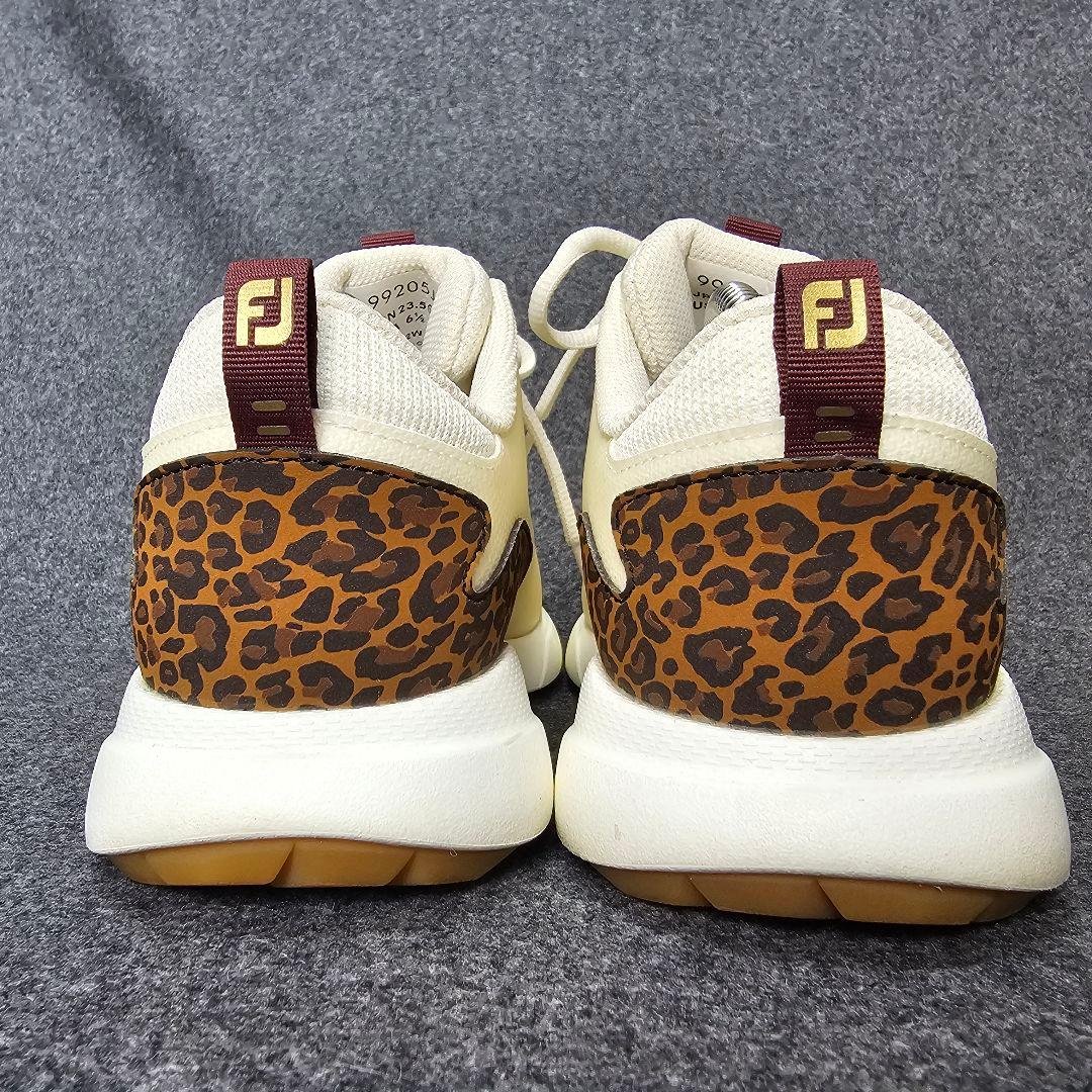 極美品【フットジョイ】パフォーマ スパイクレス ゴルフシューズ 23.5cm