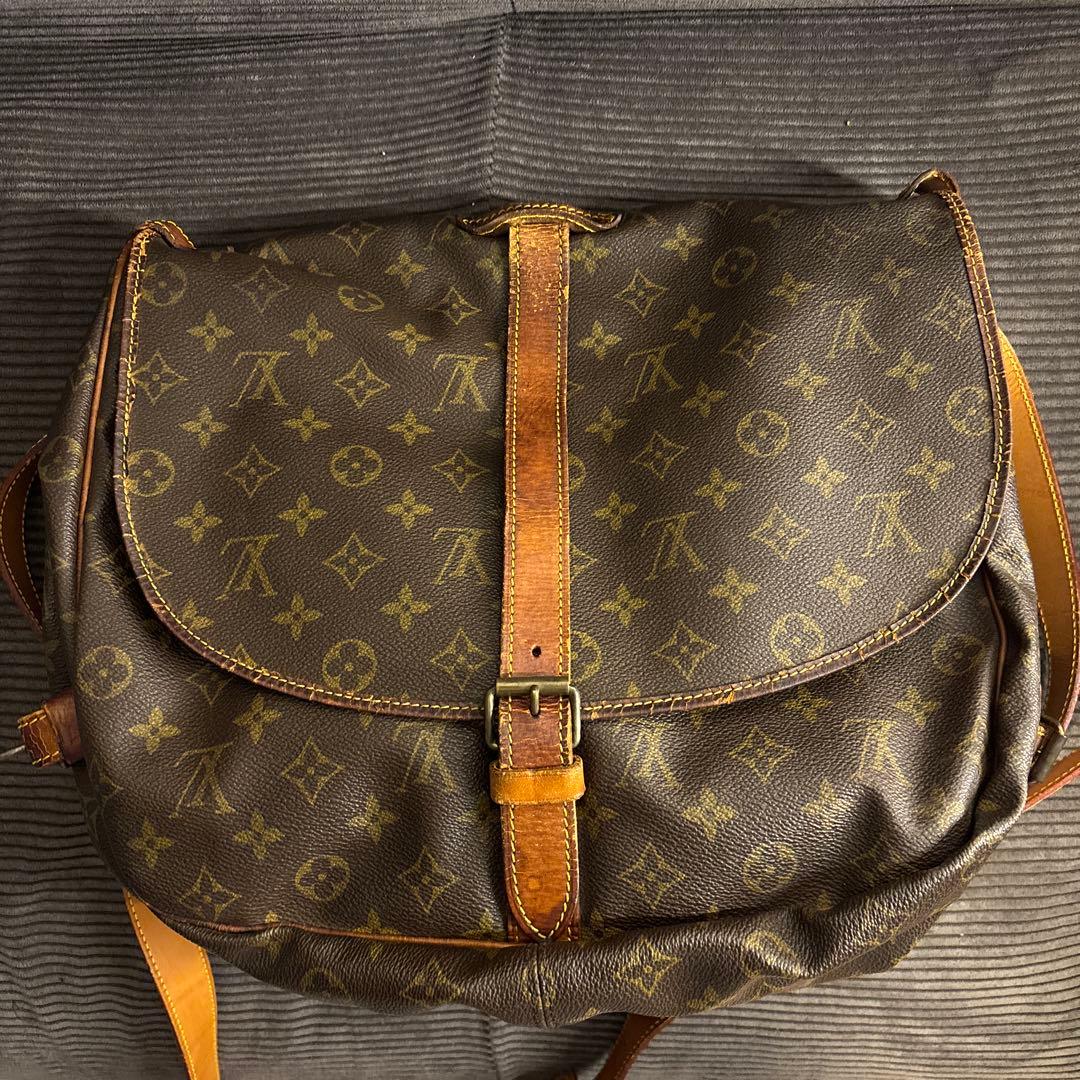 LOUIS VUITTON ソミュール 35 モノグラム メッセンジャーバッグ LOUIS VUITTON（ルイ・ヴィトン） ソミュール35 ショルダーバッグ