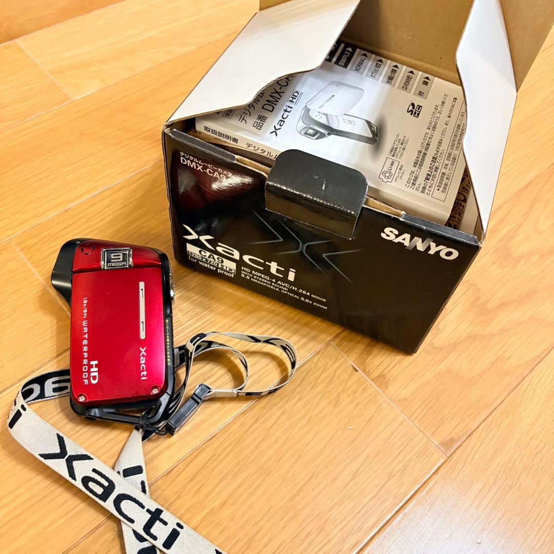 人気 希少 レア SANYO Xacti DMX-CA9 レッド ザクティ