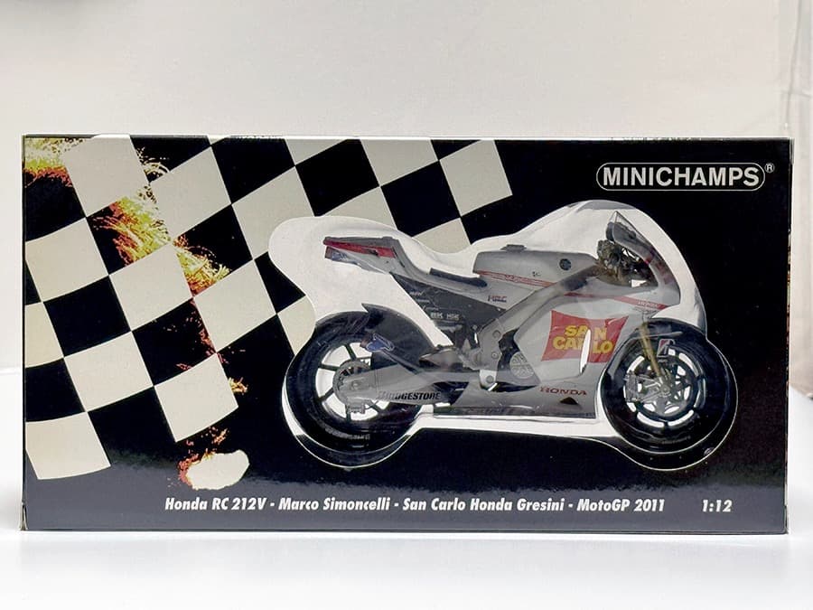 ミニチャンプス 1/12 HONDA RC212V 2011 シモンチェリ - メルカリ