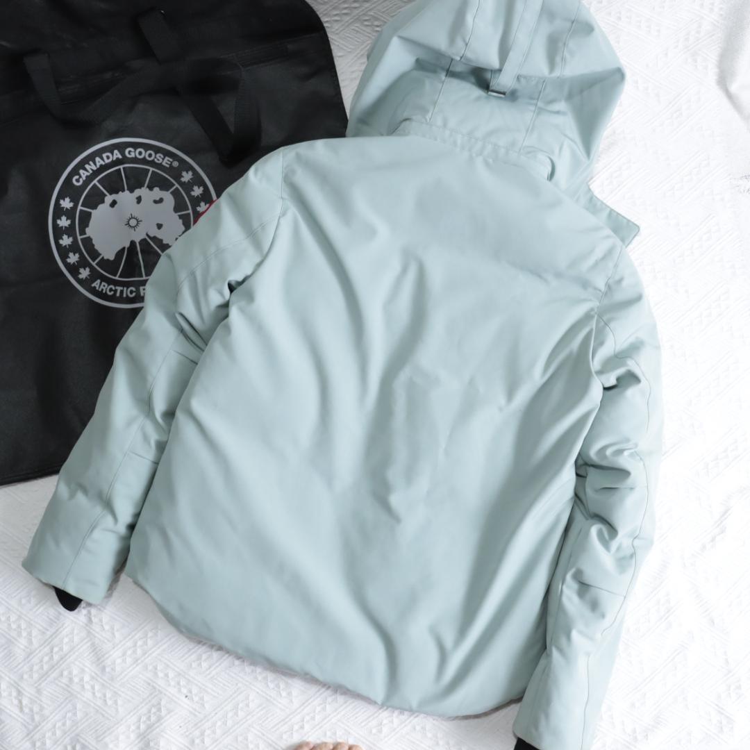 希少！カナダグース ダウンジャケット ブレイクリーパーカ ライト