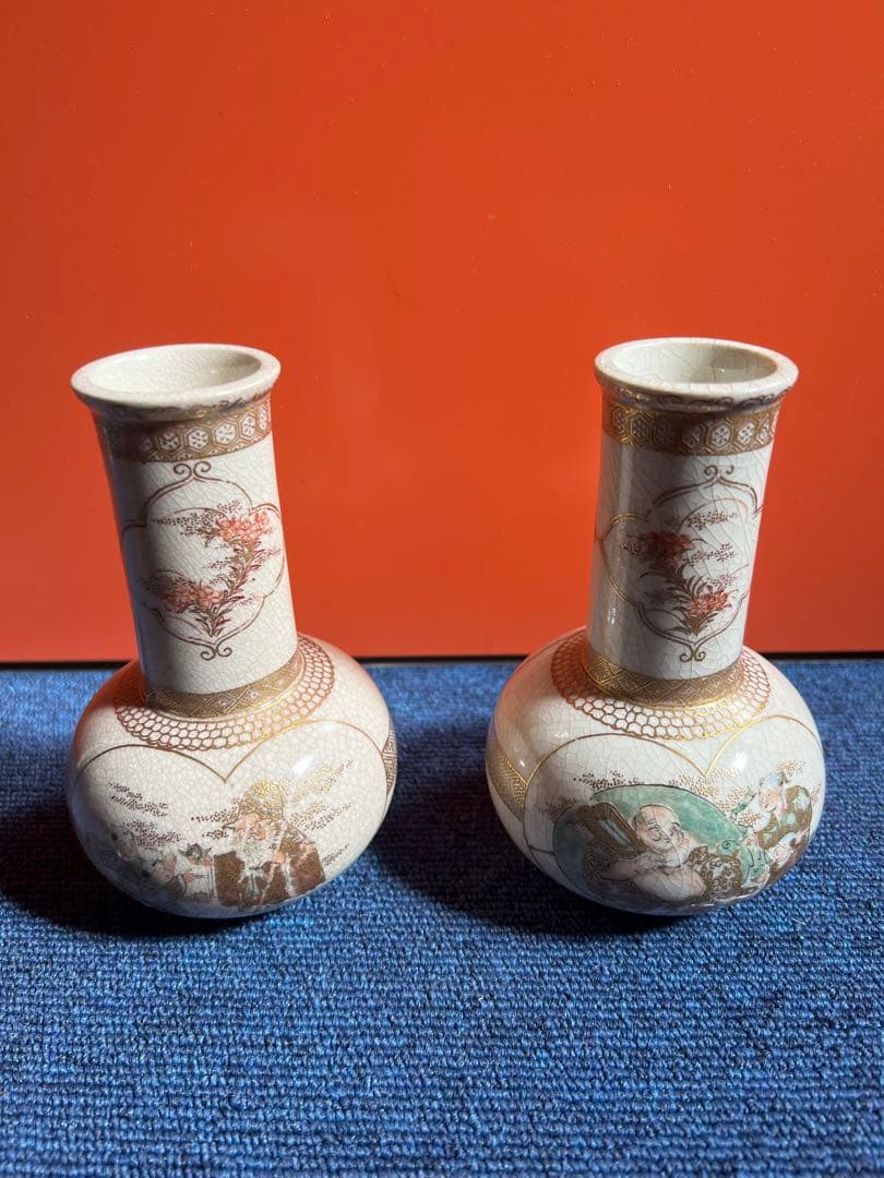 803 オールド薩摩　金彩色絵　花瓶　一対　時代物