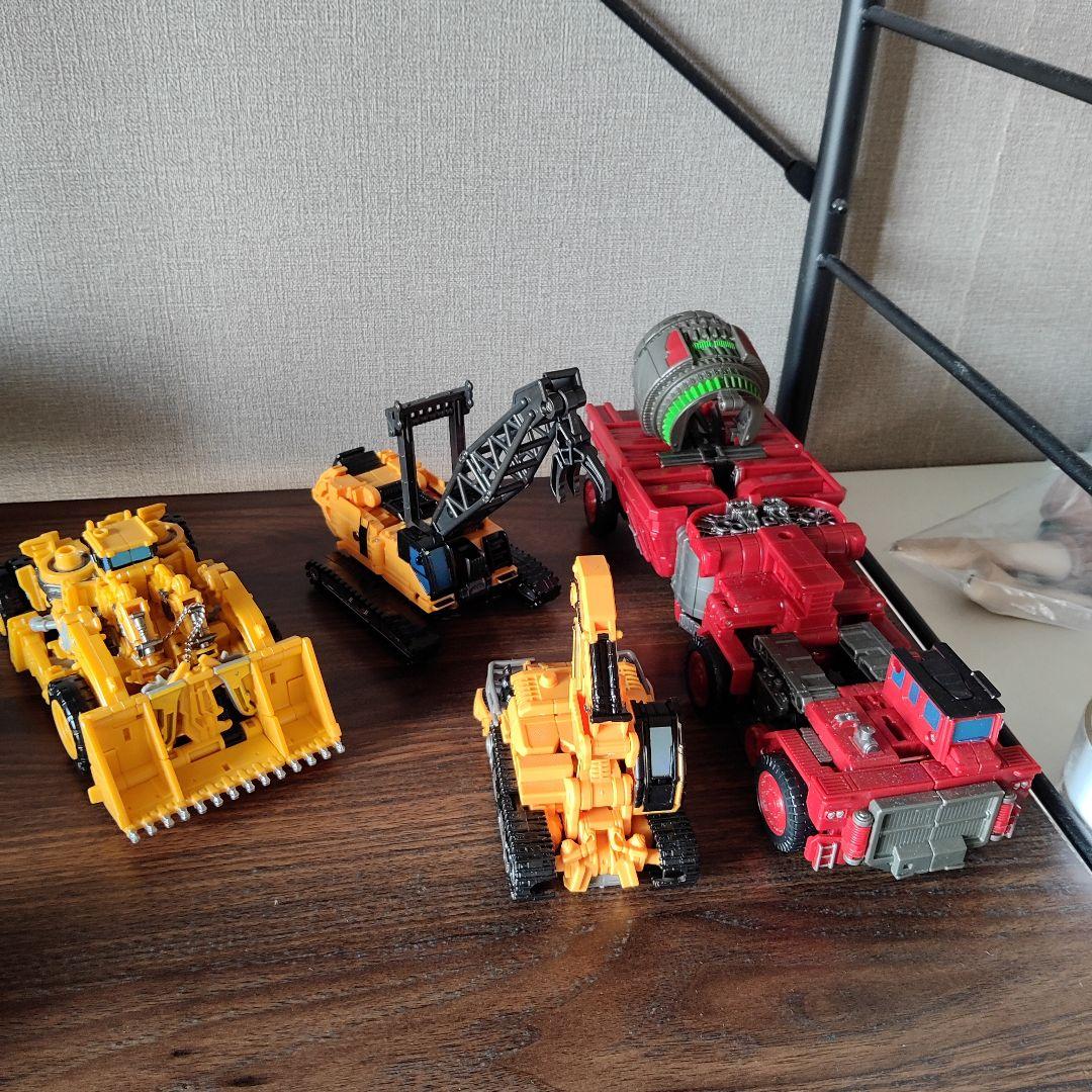 トランスフォーマー デバステーター 8点セット - メルカリ