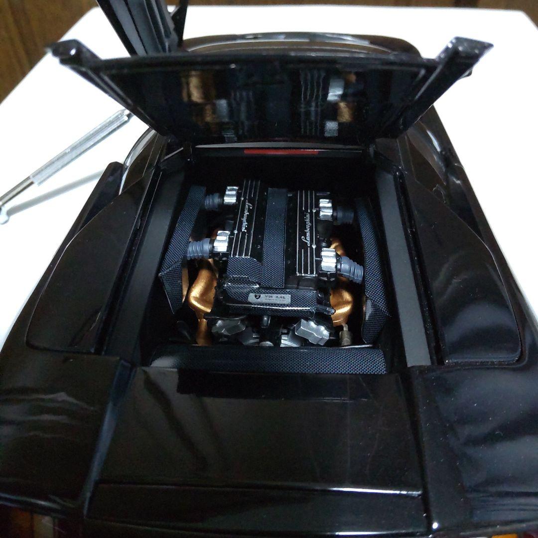 ランボルギーニ ムルシエラゴ メタリックブラック 1/18 オートアート