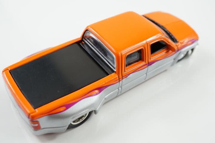 Hot Wheels Chevy Crew Cab - メルカリ