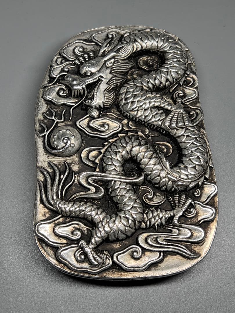 古美術　硯　文房具　厚重　刻印あり　浮き彫り　竜　迫力　金属工芸　置物