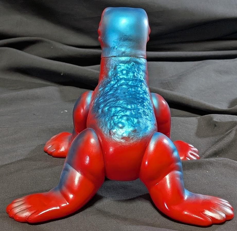 マグマ「妖星ゴラス」登場怪獣（M1号）ソフビフィギュア - メルカリ