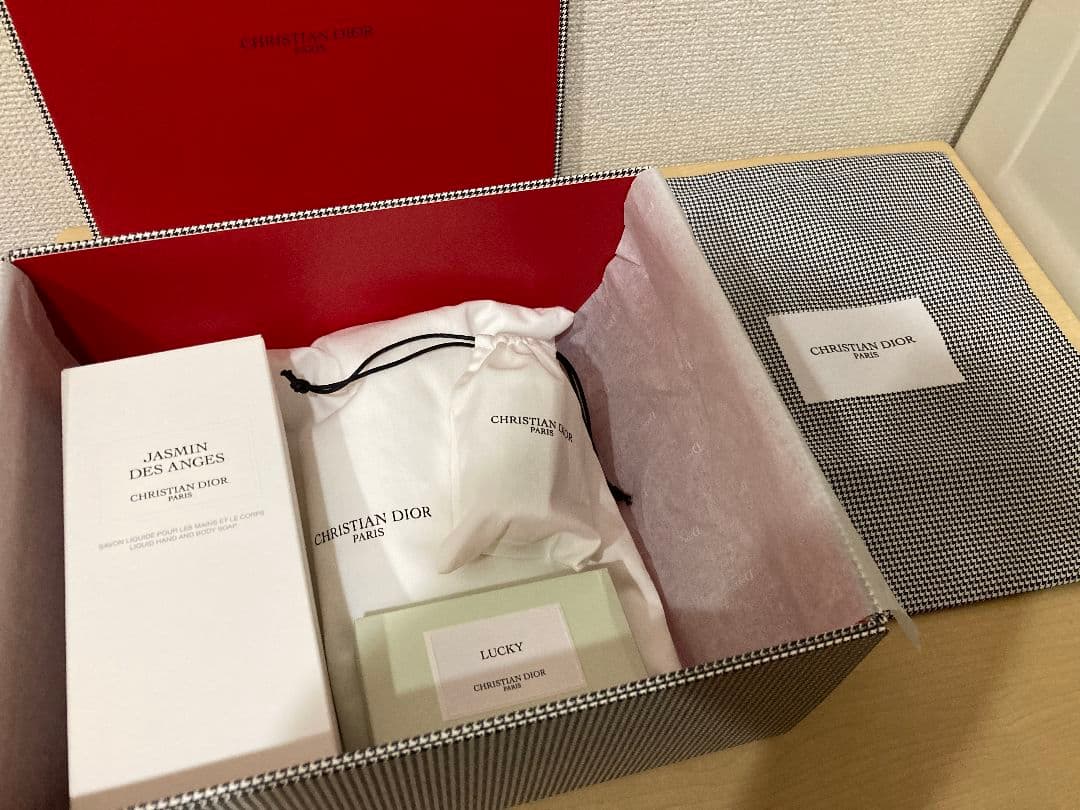 【新品未使用数量限定】DIOR ディオール千鳥柄ギフトボックス2022フルセット