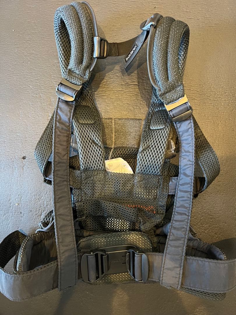 BABYBJORN ベビーキャリア HARMONY メッシュ（ブラック）