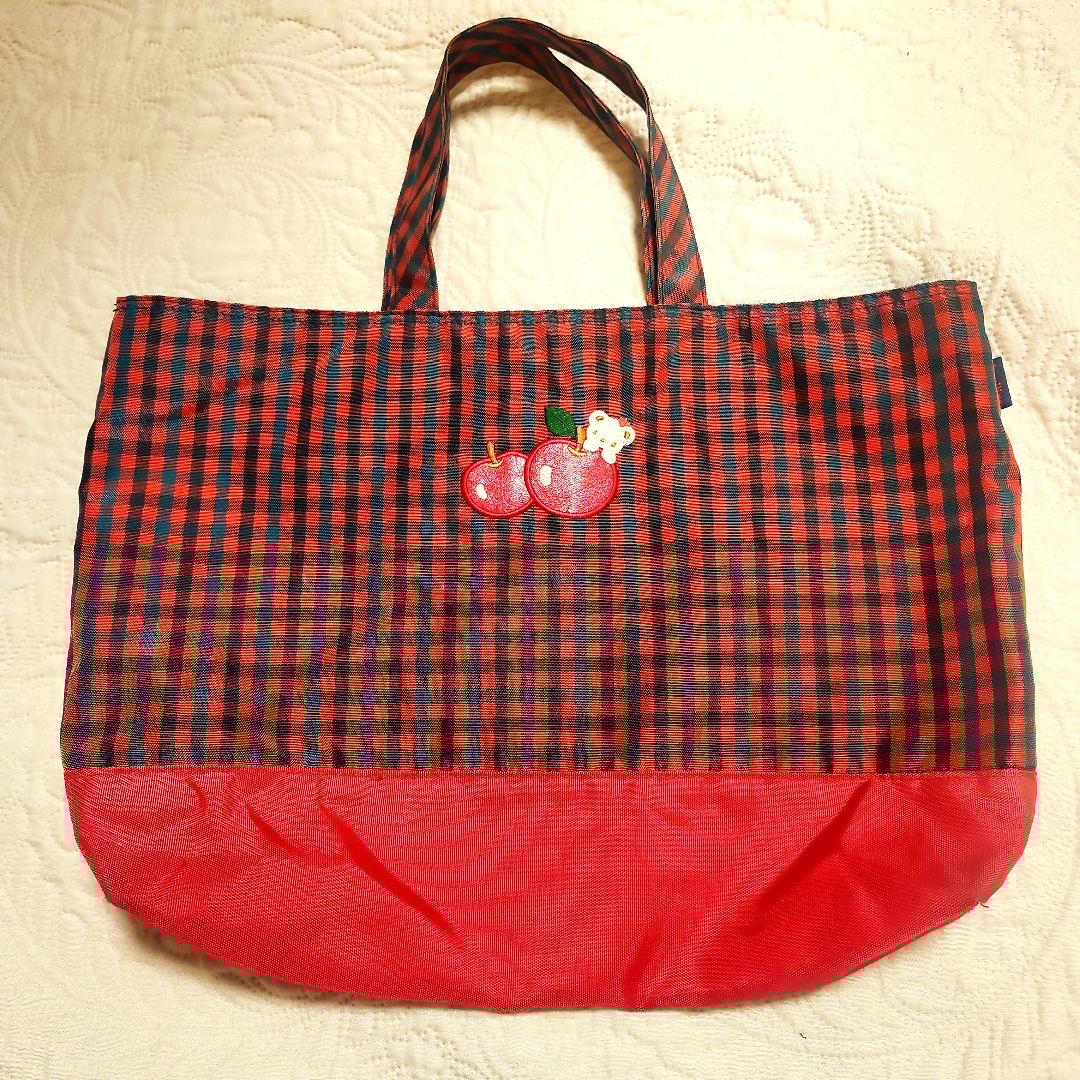 familiar 赤チェック ナイロン素材 トートバッグ 廃盤 - メルカリ