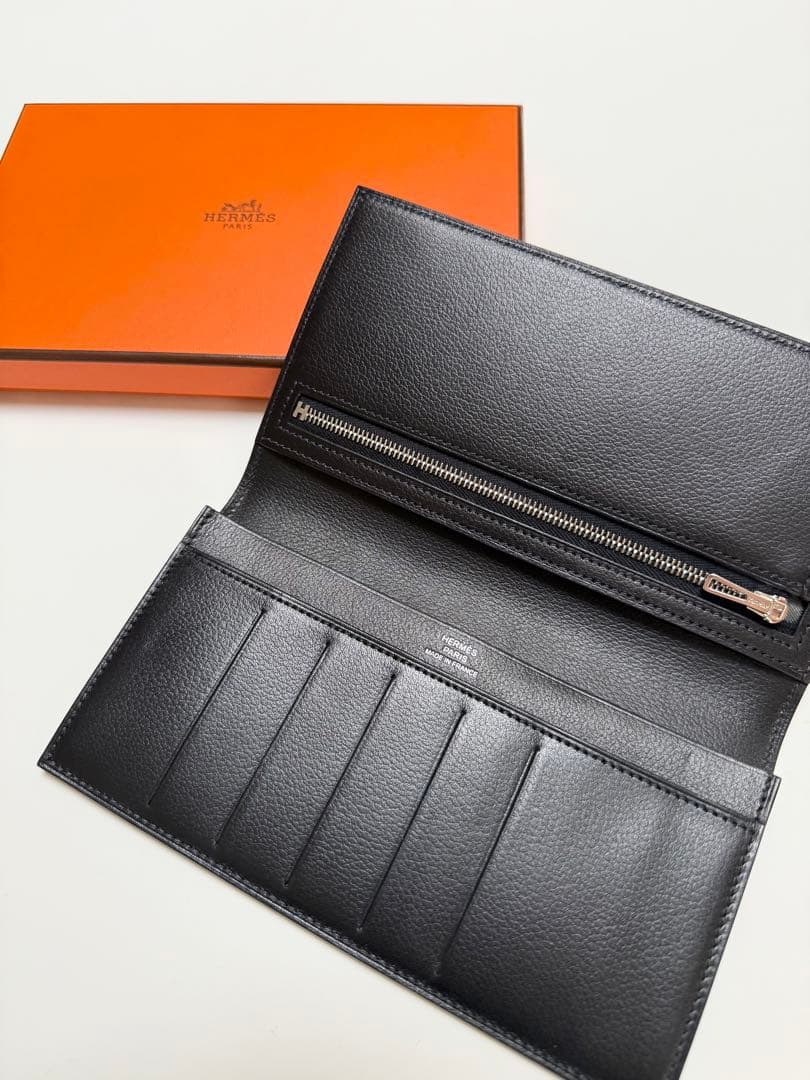 HERMES ブラック レザー 長財布 2025年製