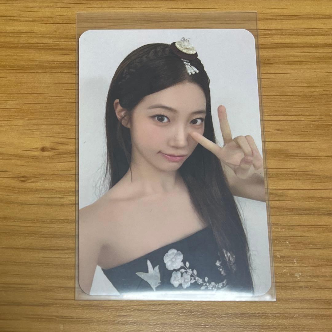 LE SSERAFIM カズハ soundwave トレカ ラキドロ - メルカリ