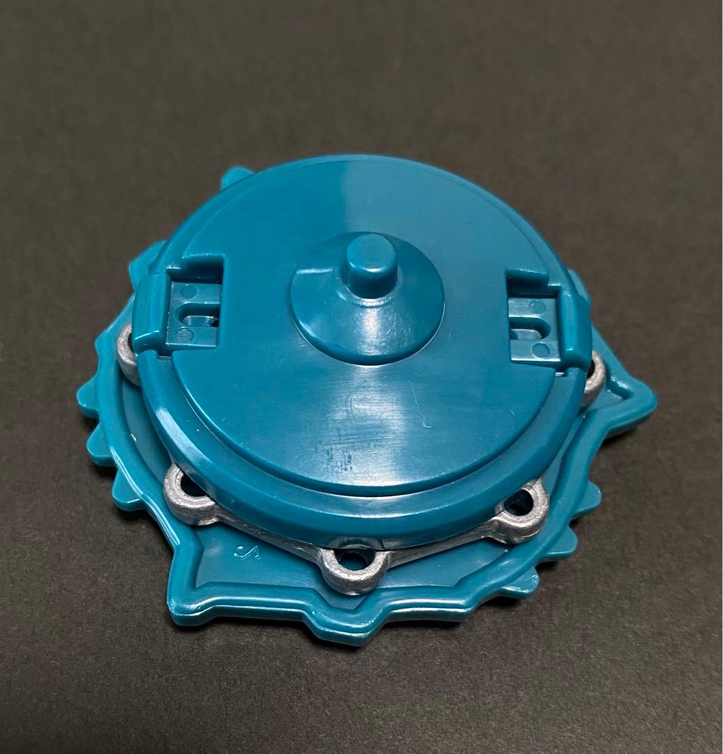 超美品 】 トライゲータ 爆転シュートベイブレード - メルカリ