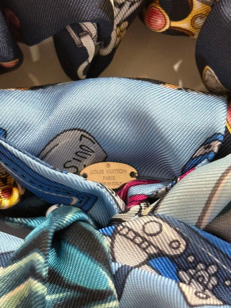 ルイヴィトン シュシュ ビーマインドフル リボン ブルー/グリーン