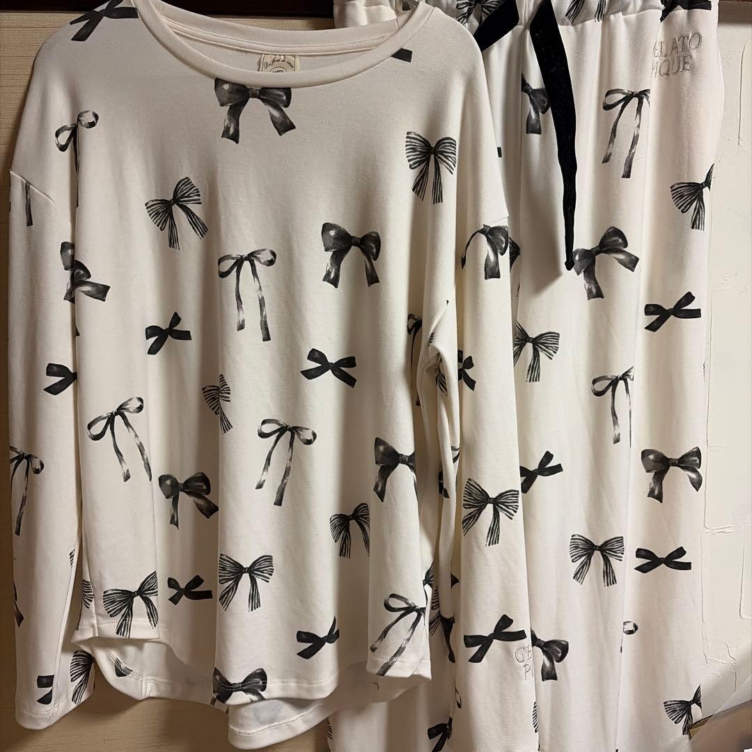 美品＊GELATO PIQUE＊リボン柄パジャマセット