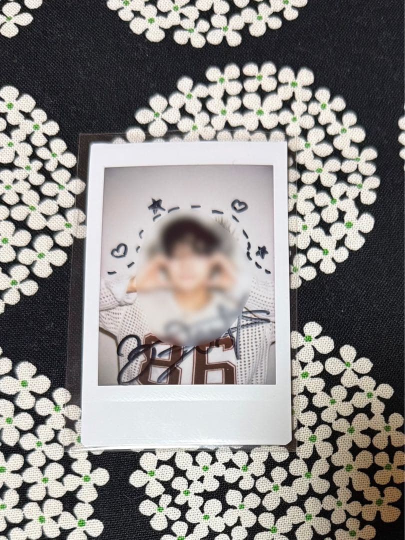 ONEPACT イェダム サイン入りポラロイド写真 - メルカリ