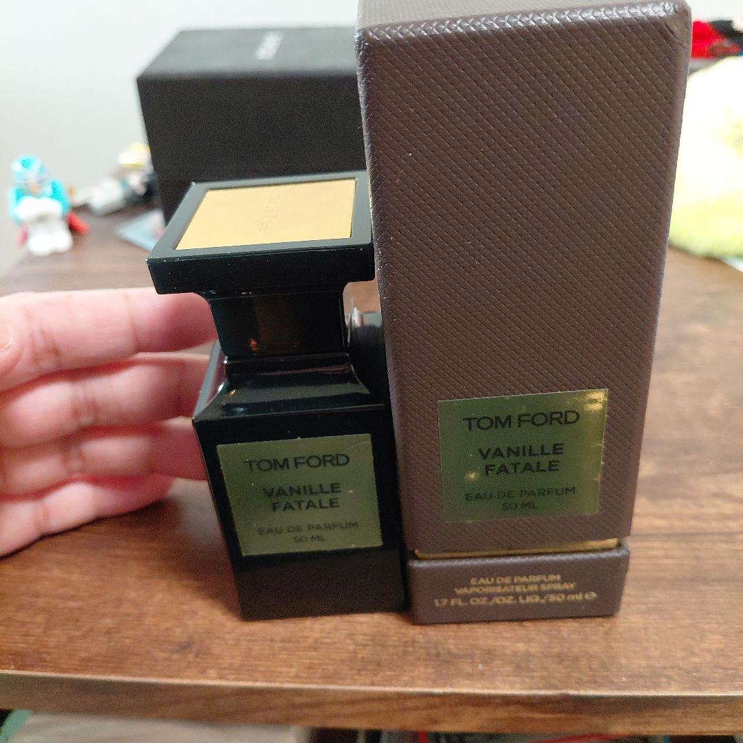 香水(男性用) TOM FORD VANILLE FATALE 50 ML Amazon.com : Tom Ford Vanille Fatale Eau de Parfum Spray for