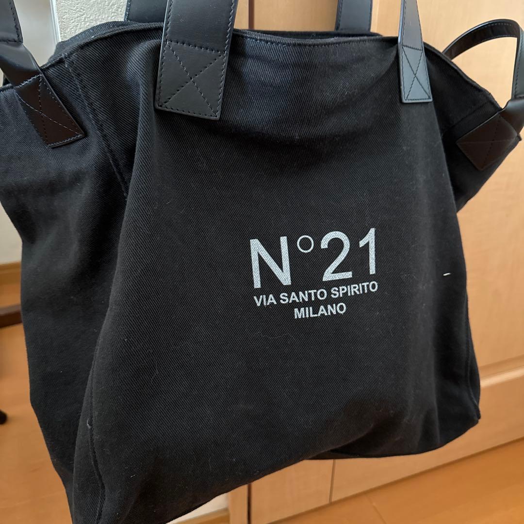 N°21 ブラック トートバッグ