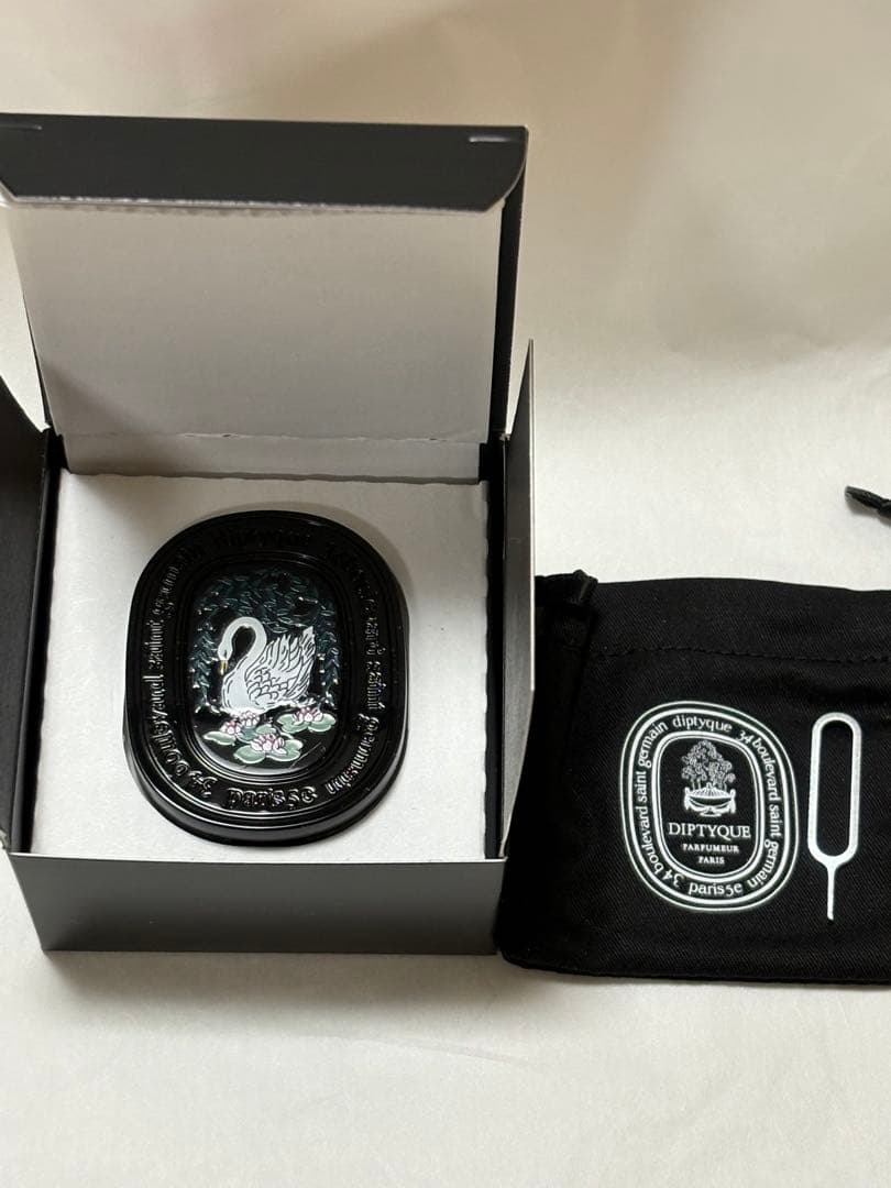新品未使用Diptyque リフィラブルソリッドパフューム