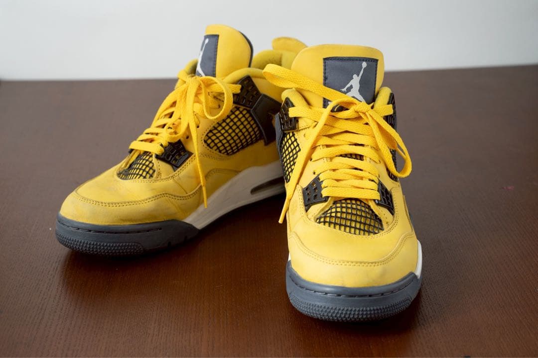 マ*ン様 値下げ！　Air Jordan 4 イエロー ブラック