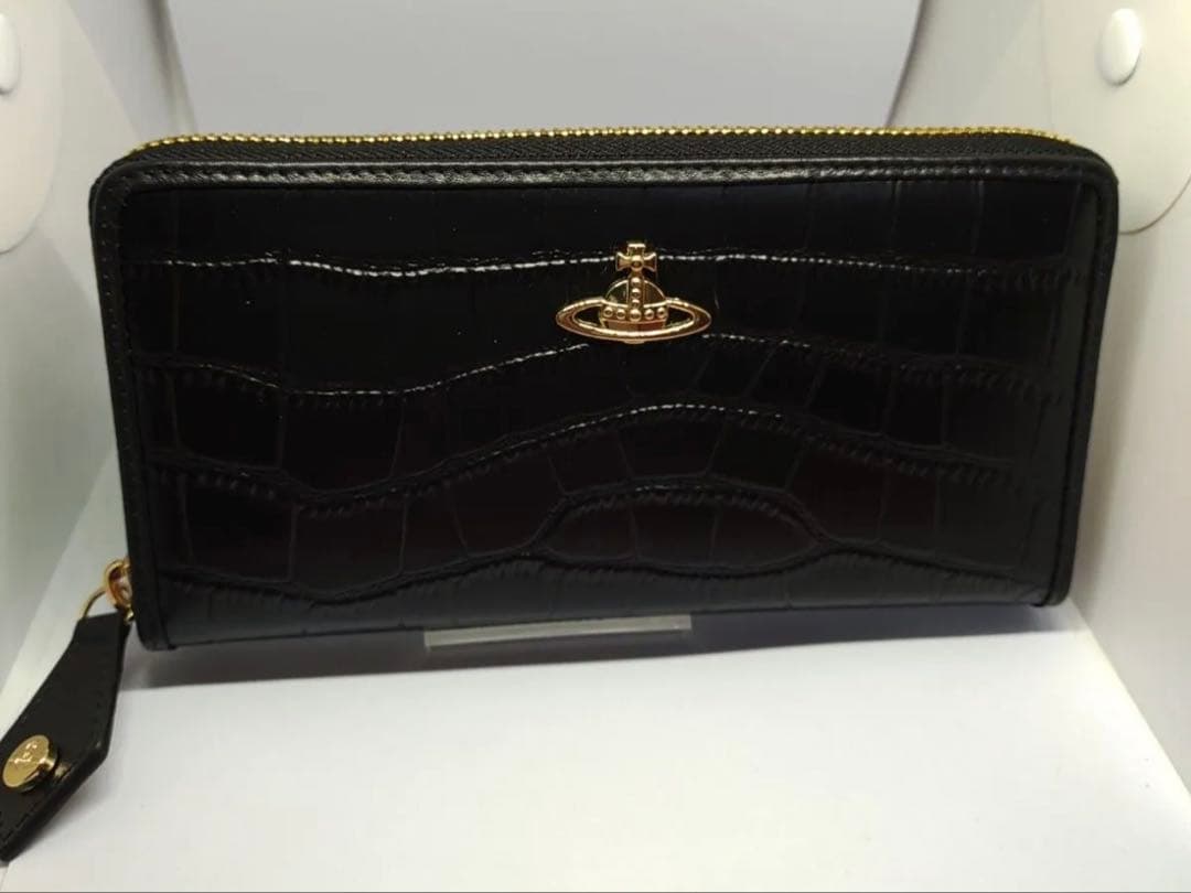 329箱付き Vivienne westwood ヴィヴィアン長財布